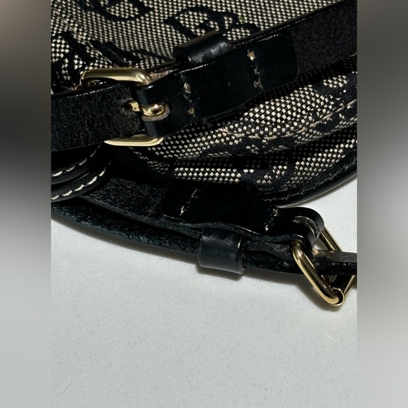 90s Vintage Dooney & Bourke Crossbody - Picture 5 of 8